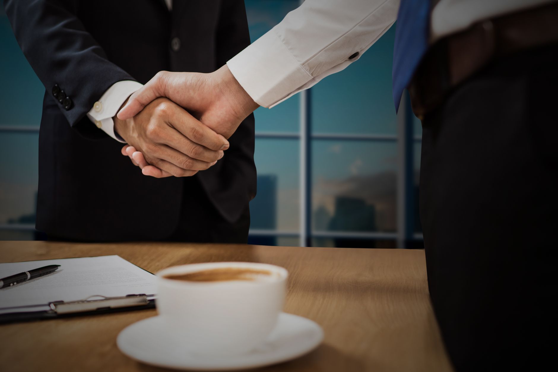 B2B Dünya: İşletmeler Arası Başarılı İletişim Stratejileri